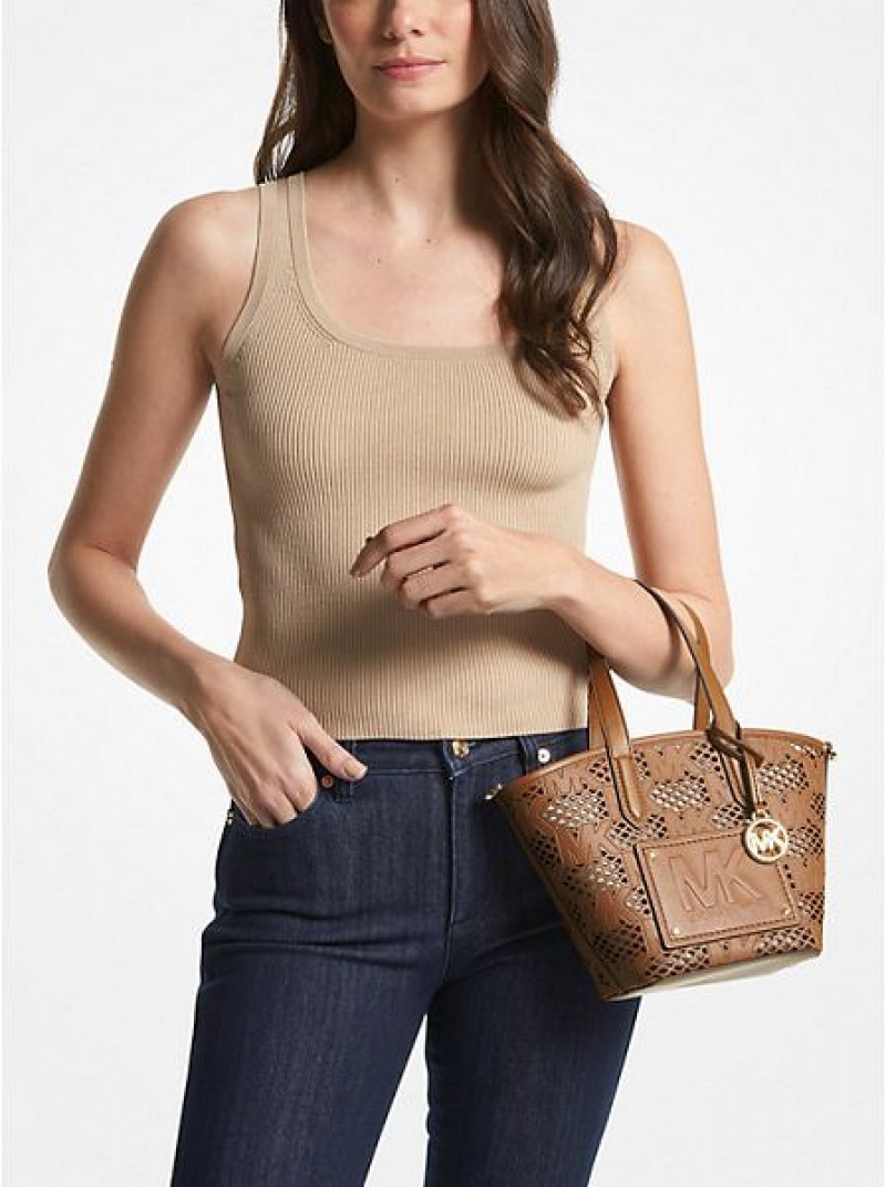 Bolsas Tote Michael Kors Kimber Small 2-in-1 Perforated And Embossed Faux Couro Marrom | 950263-PFS